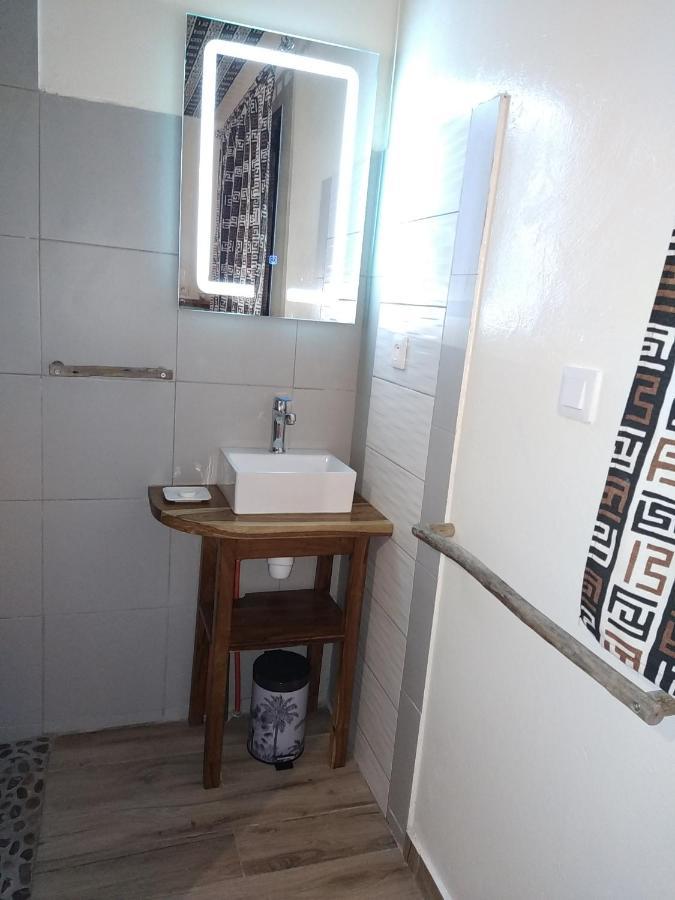 Le 17 To Djiffer Bed and Breakfast Palmarin Εξωτερικό φωτογραφία